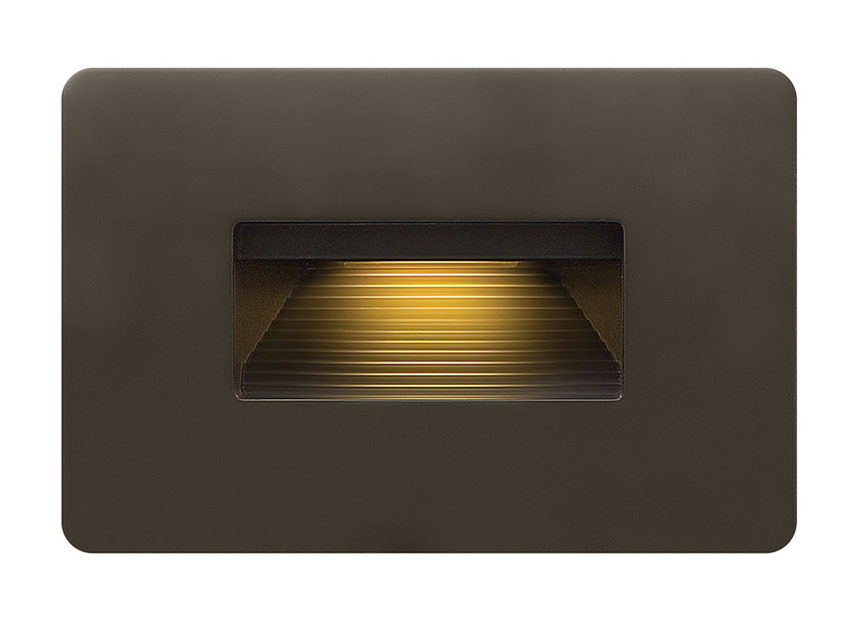 Hinkley - 15508BZ - LED Step Light - Luna - Bronze
